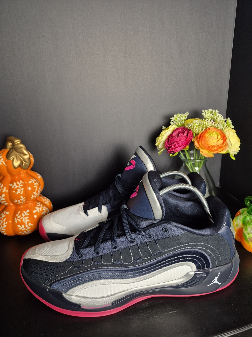 Nike Luka Air Zoom!  Navy and Gray Athletic Sneakers. New. Size 18